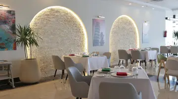 XANADU CLUB MAKADI BAY