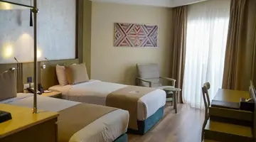 XANADU CLUB MAKADI BAY