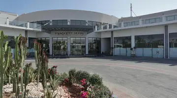 XANADU CLUB MAKADI BAY