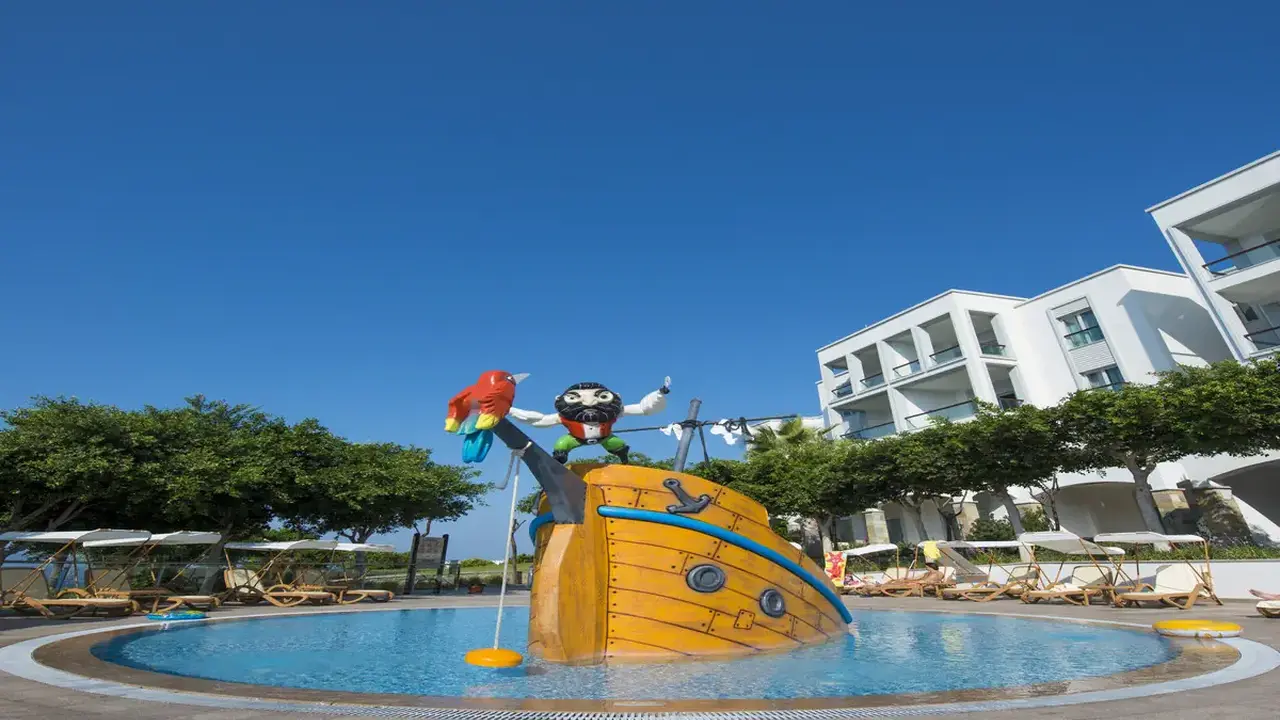 XANADU ISLAND HOTEL