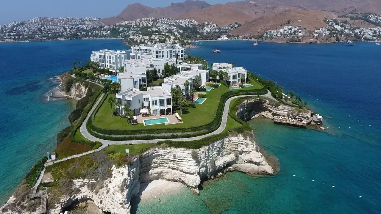 XANADU ISLAND HOTEL