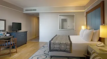 XANADU ISLAND HOTEL