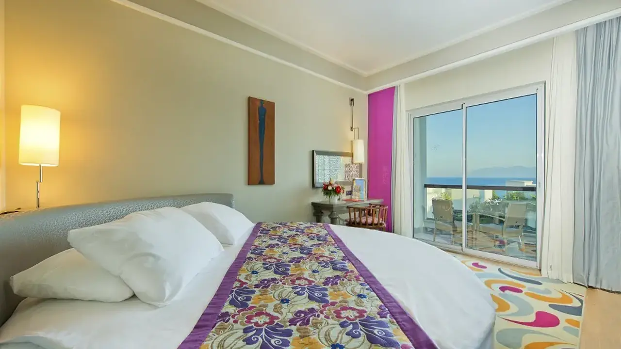 XANADU ISLAND HOTEL