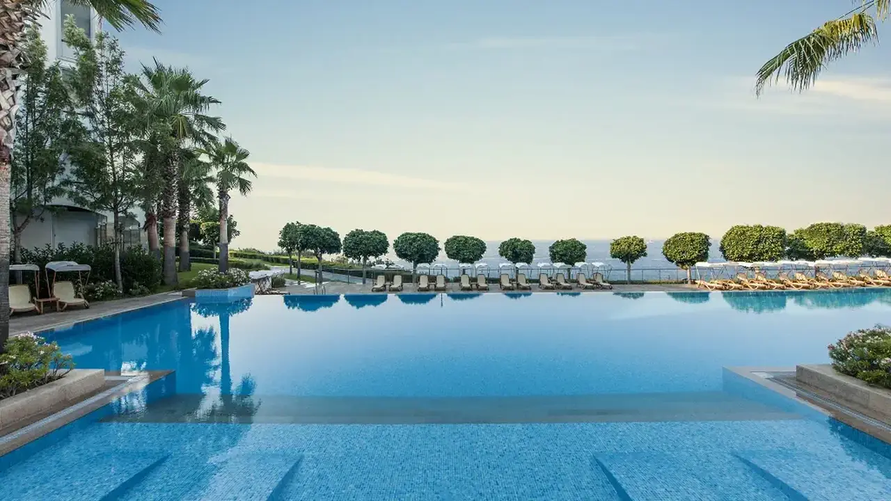 XANADU ISLAND HOTEL