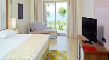 XANADU ISLAND HOTEL