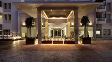 XANADU ISLAND HOTEL