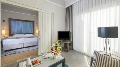 XANADU ISLAND HOTEL