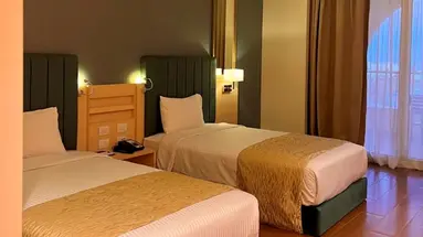 XANADU MAKADI BAY