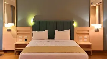 XANADU MAKADI BAY