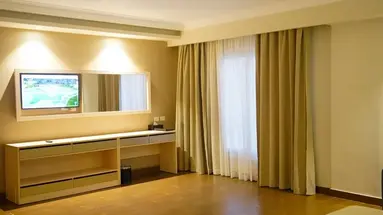 XANADU MAKADI BAY