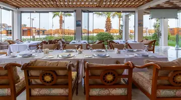 XANADU MAKADI BAY