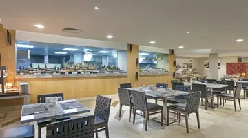 XANADU MAKADI BAY