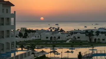 XANADU MAKADI BAY