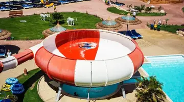 XANADU MAKADI BAY