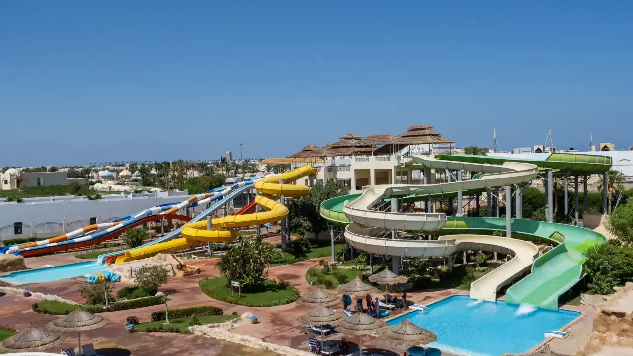 XANADU MAKADI BAY