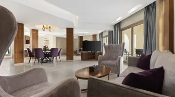 XANADU MAKADI BAY