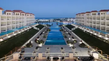 XANADU MAKADI BAY