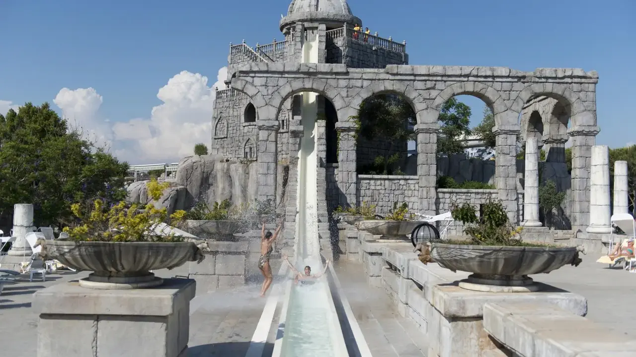XANADU RESORT