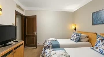 XANADU RESORT