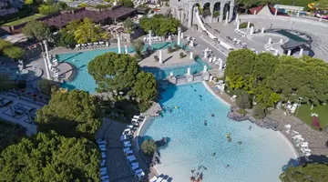 XANADU RESORT