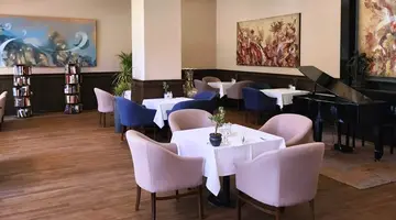 XANADU RESORT