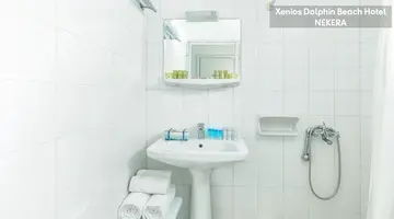 Xenios Dolphin Beach Hotel