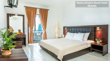 Xenios Dolphin Beach Hotel