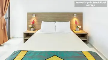 Xenios Dolphin Beach Hotel