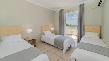Xenos Kamara Beach