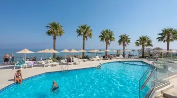 Xenos Kamara Beach