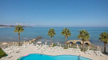 Xenos Kamara Beach
