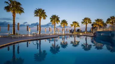 Xenos Kamara Beach