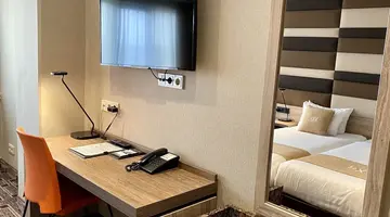 Xo Hotels Blue Tower