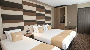 Xo Hotels Blue Tower
