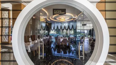 Xoria Deluxe Hotel