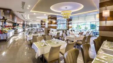 Xoria Deluxe Hotel