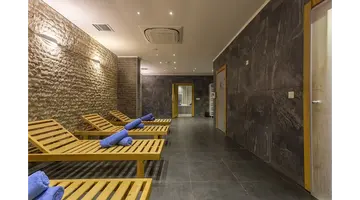 XORIA DELUXE HOTEL