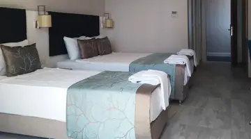 XORIA DELUXE HOTEL