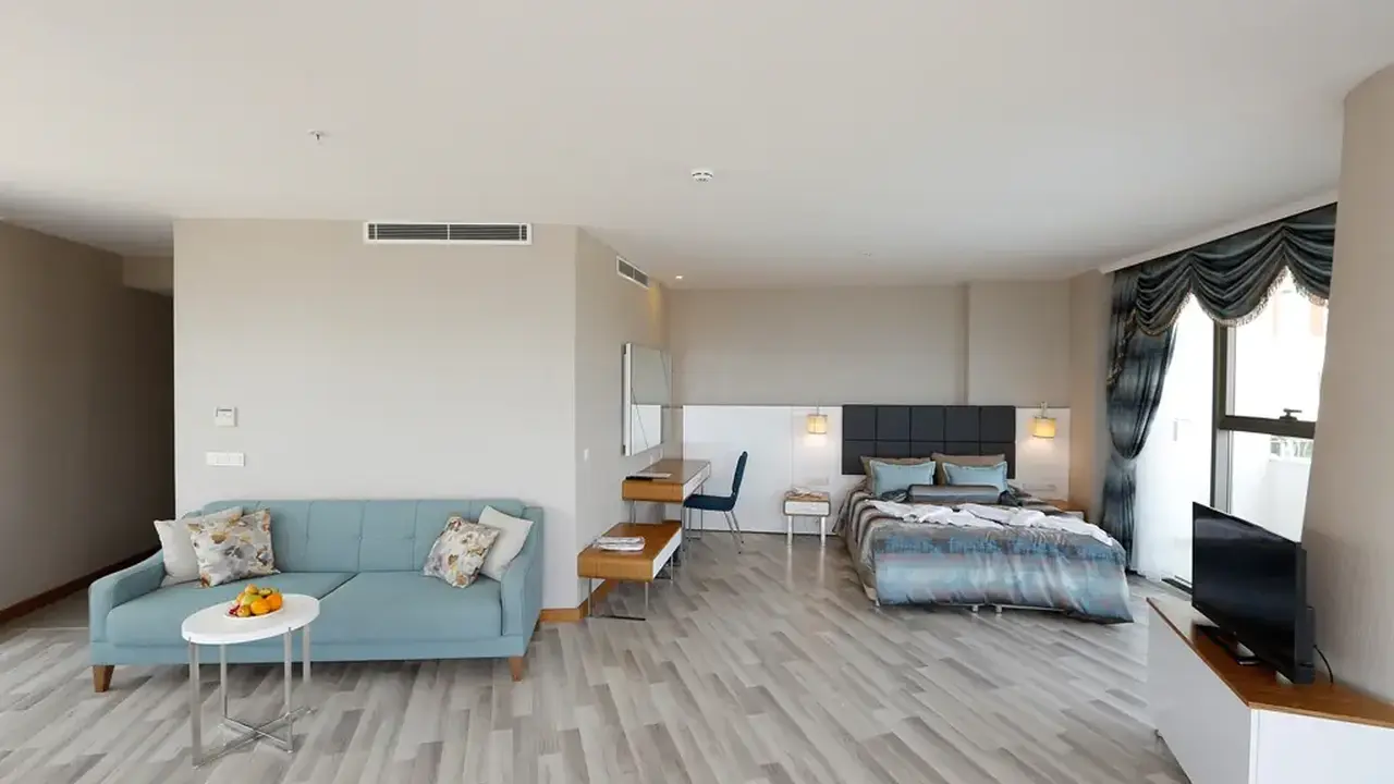 XORIA DELUXE HOTEL