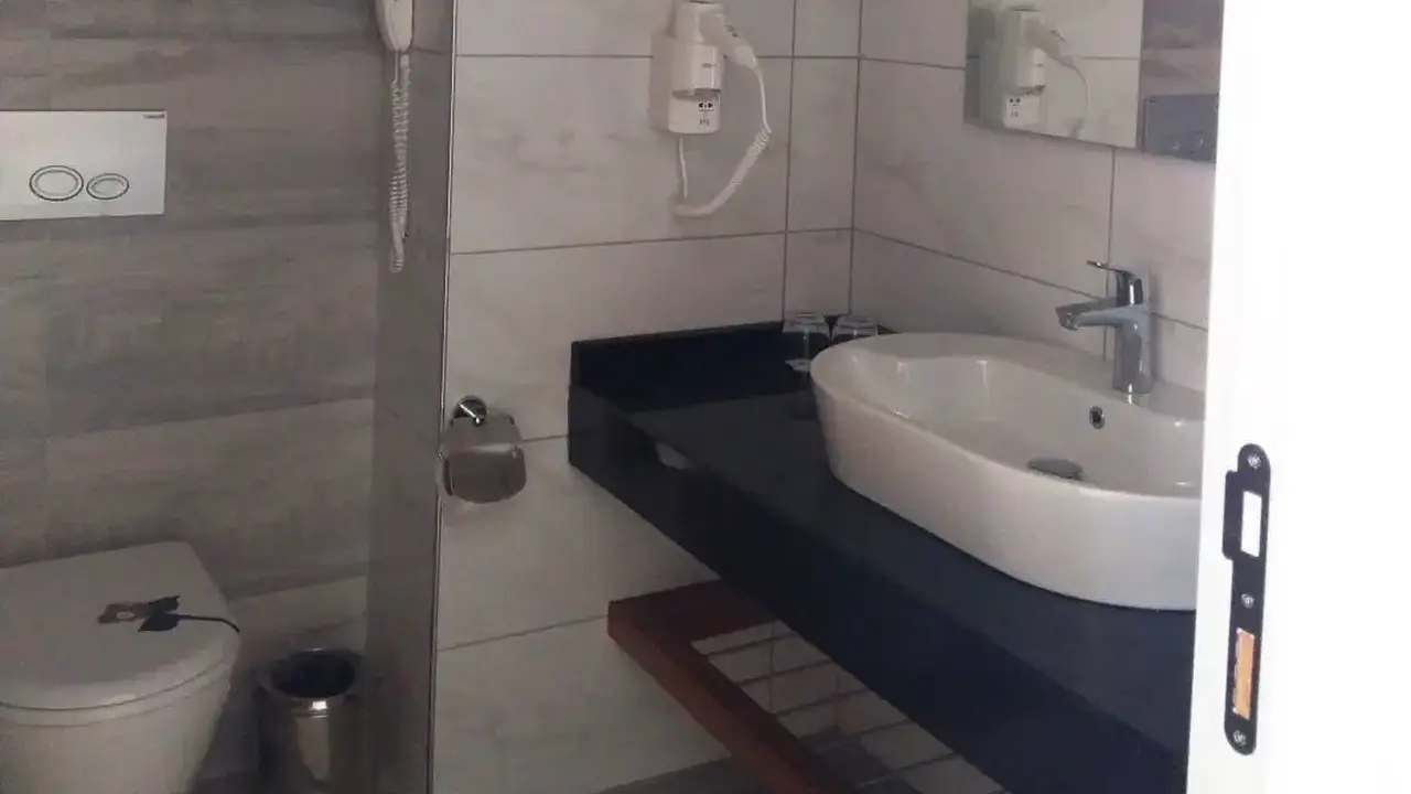 XORIA DELUXE HOTEL