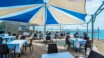 XORIA DELUXE HOTEL