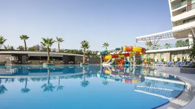 Xoria Deluxe Hotel