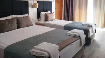 XORIA DELUXE HOTEL