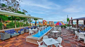 Xperia Saray Beach