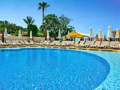 Xperia Saray Beach