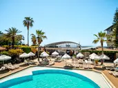 Xperia Saray Beach