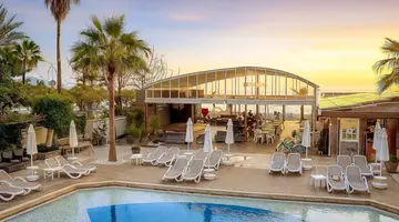 Xperia Saray Beach