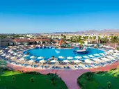 Xperience Kiroseiz Parkland Hotel