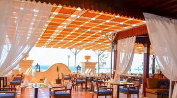 Xperience Sea Breeze Resort