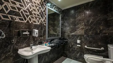 Xperience St. George Homestay Hotel